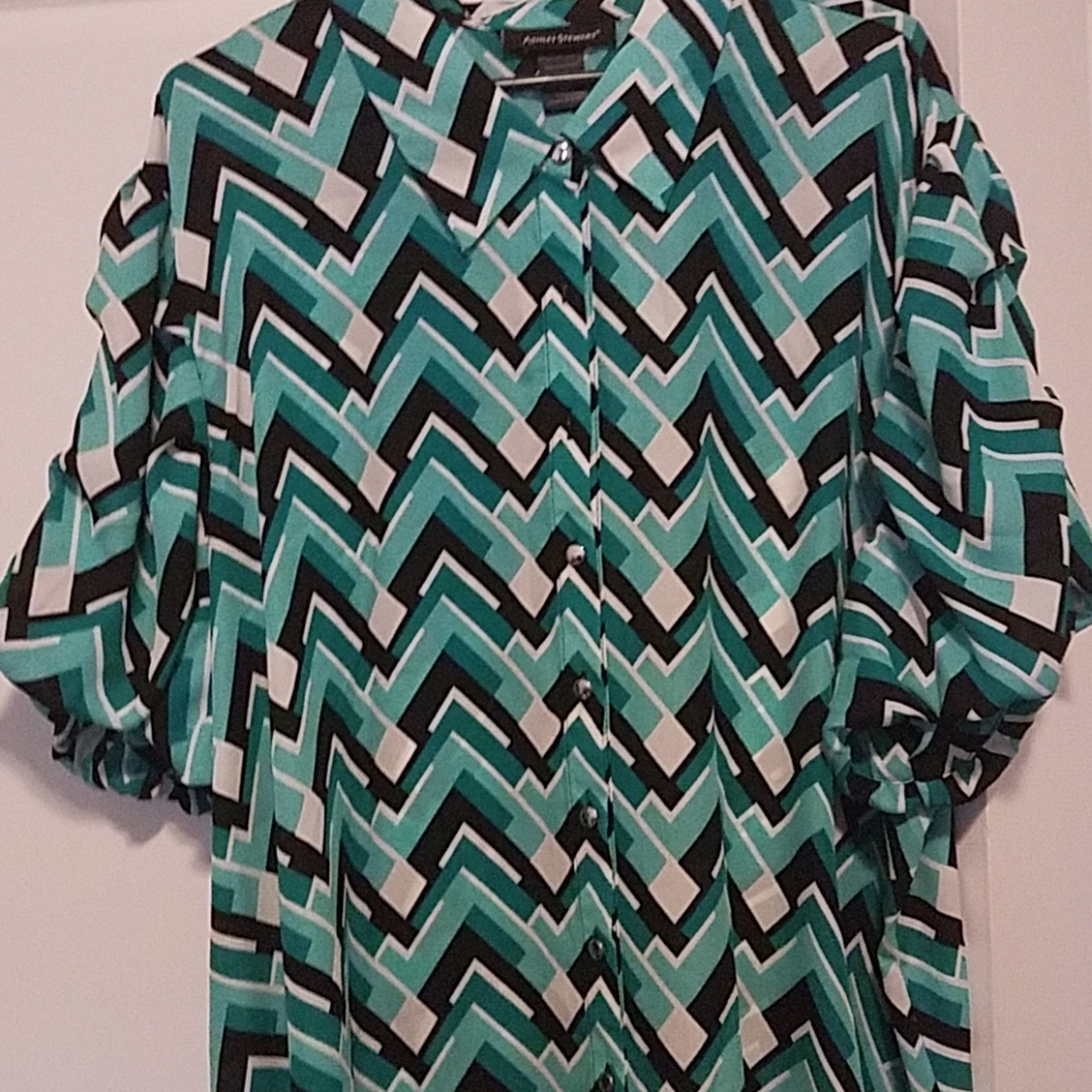 Blouse - Picture 2 of 3